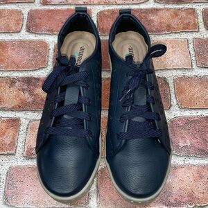 Andrea casual shoes size 8